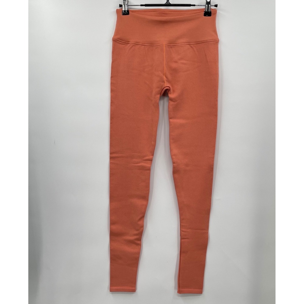 Fabletics Lucy‎ Seamless Lounge Legging Short Coral Ribbed Athletic Fit Small